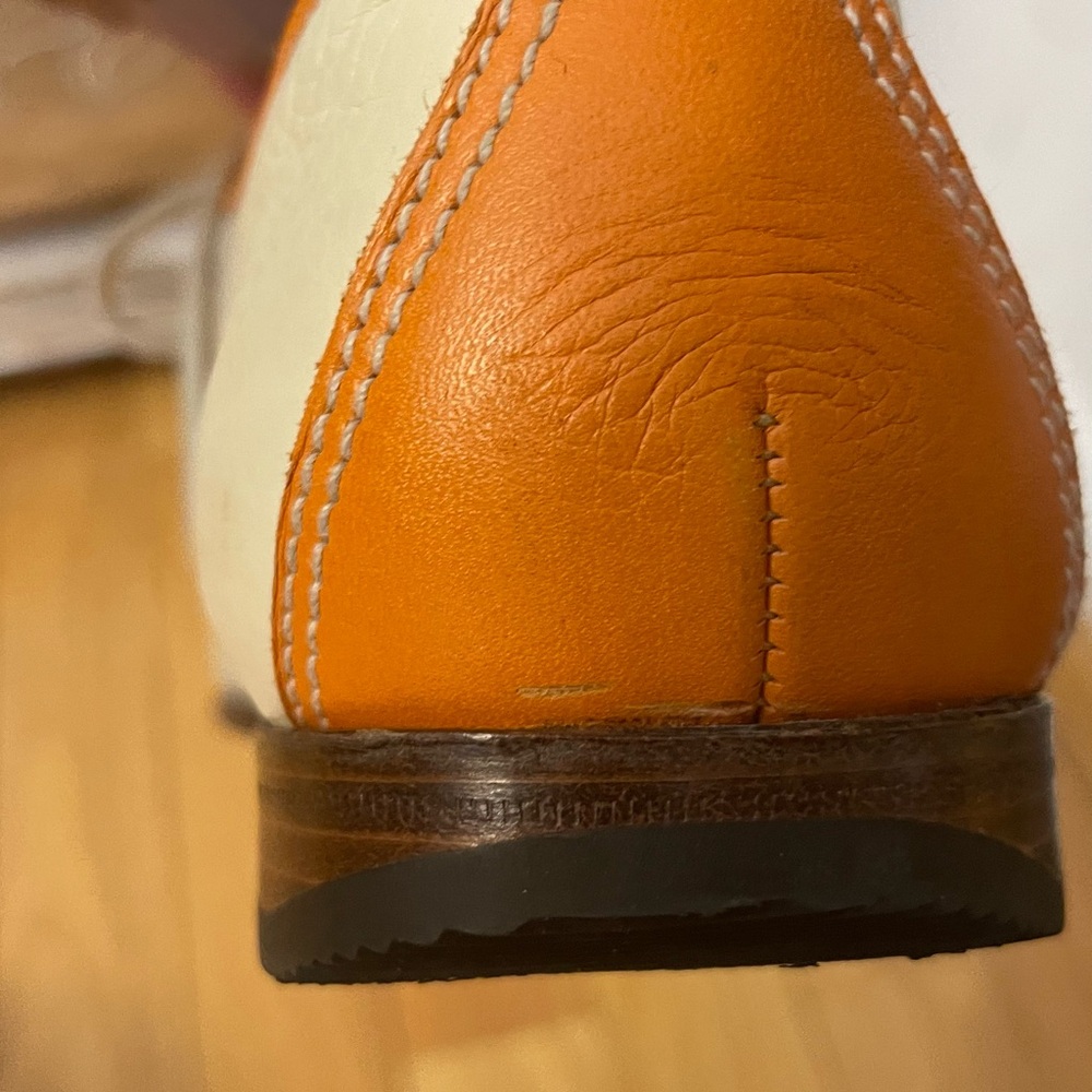 Gravati Orange and Cream Women's Saddle Shoes Size 8.5 - Picture 11 of 13